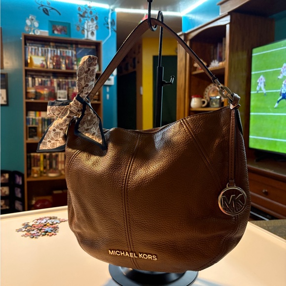 Michael Kors Handbags - Michael Kors Bedford